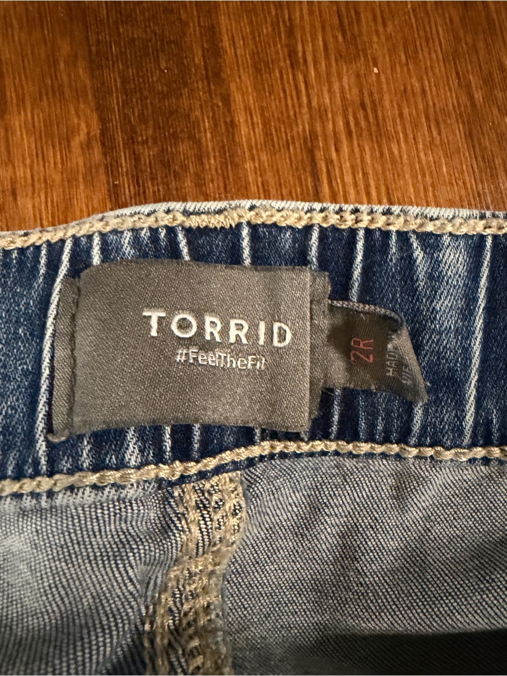 Torrid High Rise Wide Leg Lightweight Denim Jeans Size 2 (2X) pull- on. Stretech